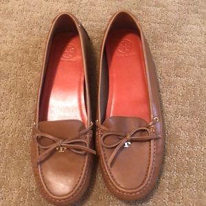 Tory Burch driving Mocs